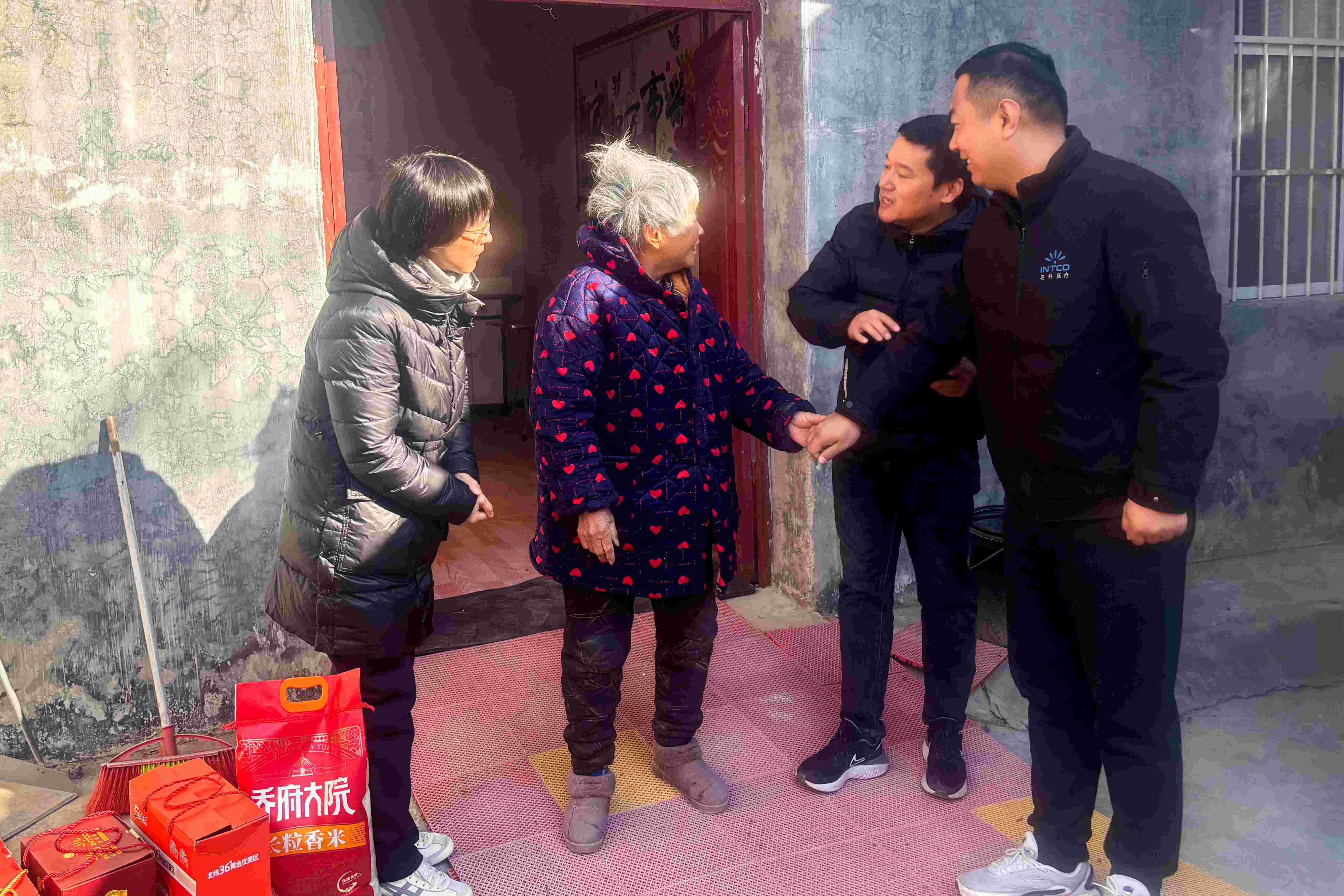 安徽BG大游集团发展春节走访慰问活动